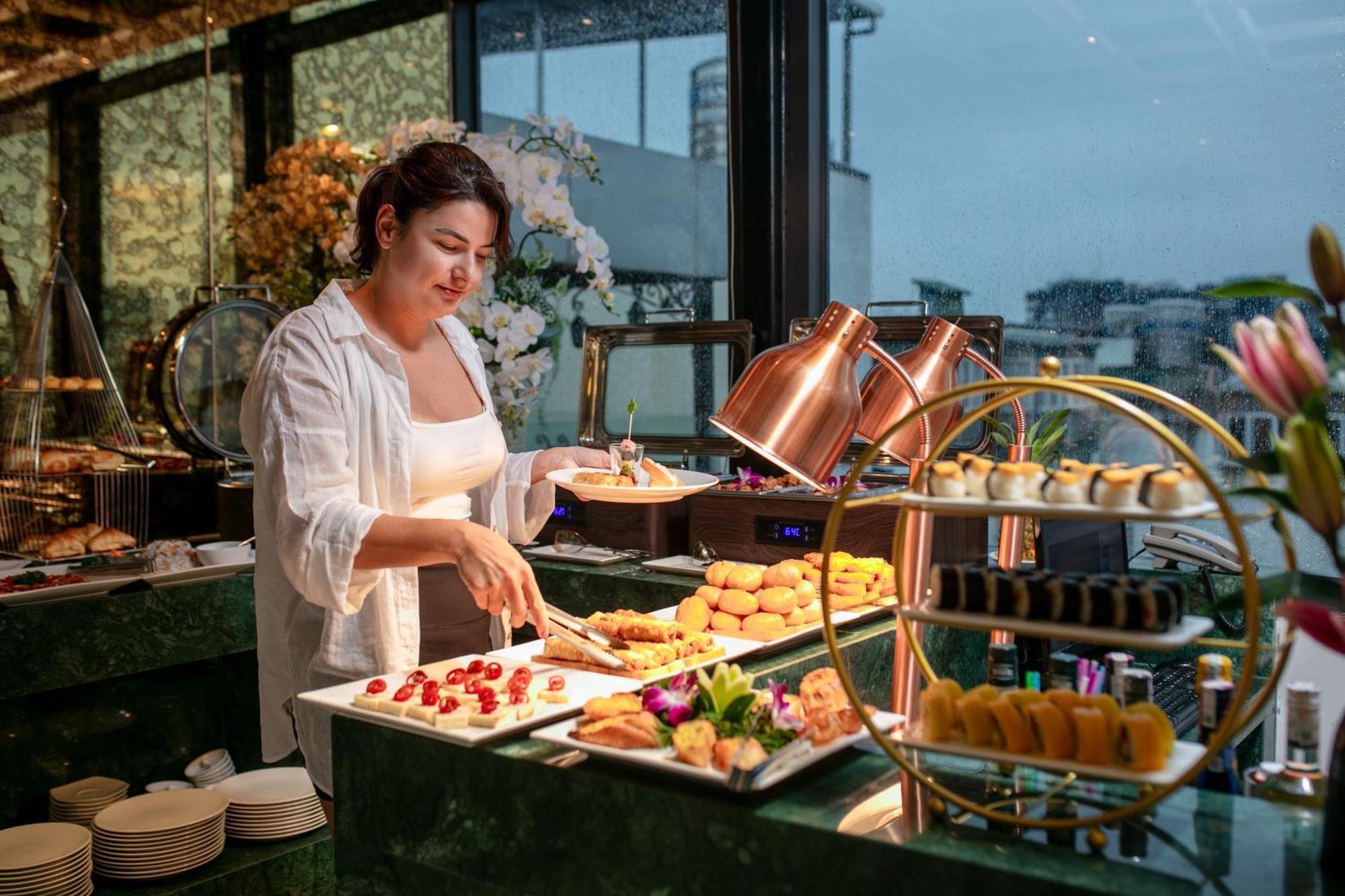 Le Premier Hotel & Rooftop Bar Ανόι Εξωτερικό φωτογραφία