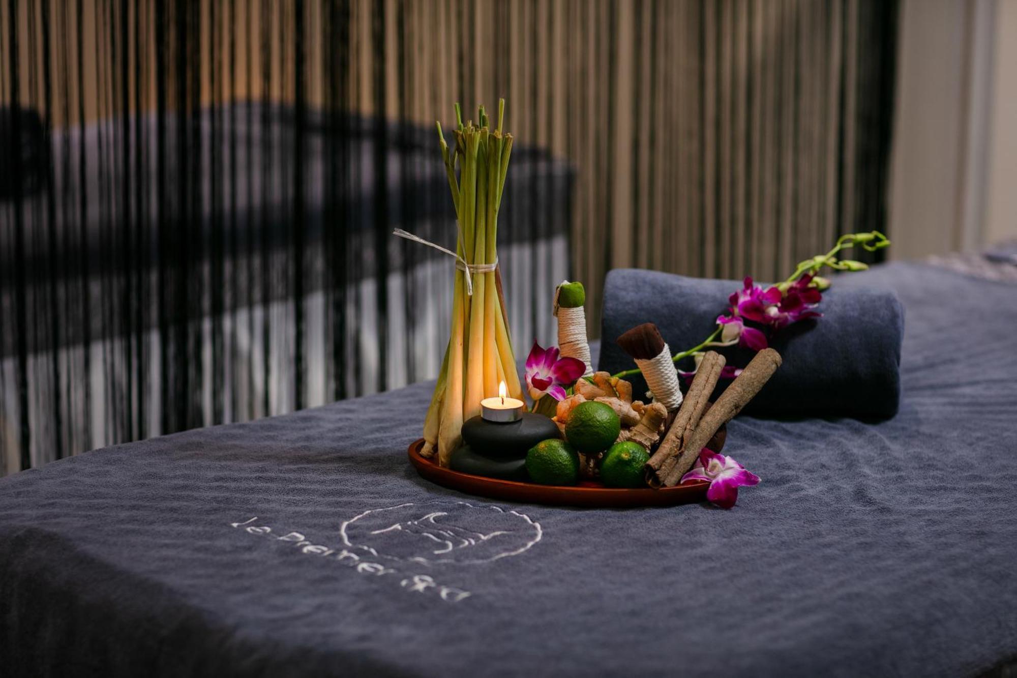 Le Premier Hotel & Rooftop Bar Ανόι Εξωτερικό φωτογραφία